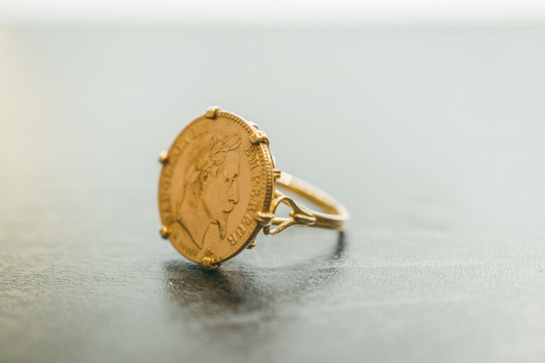 Bague pièce Napoléon 10 francs en or 18 carats – modèle 32 – vue 2 – La Main en Or Marseille