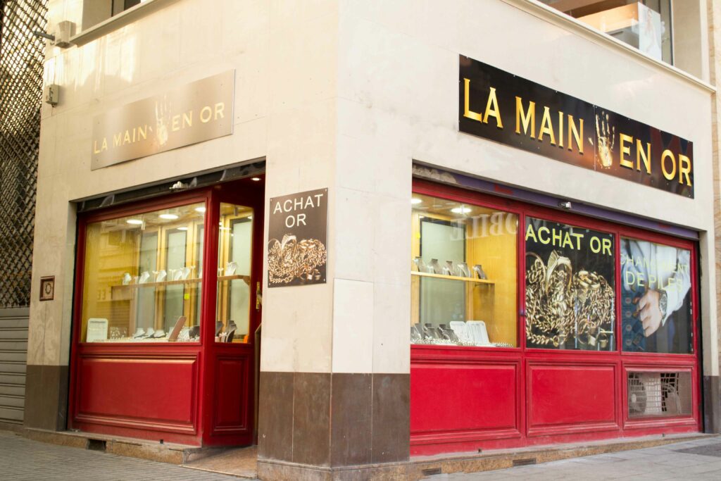 Devanture La Main en Or